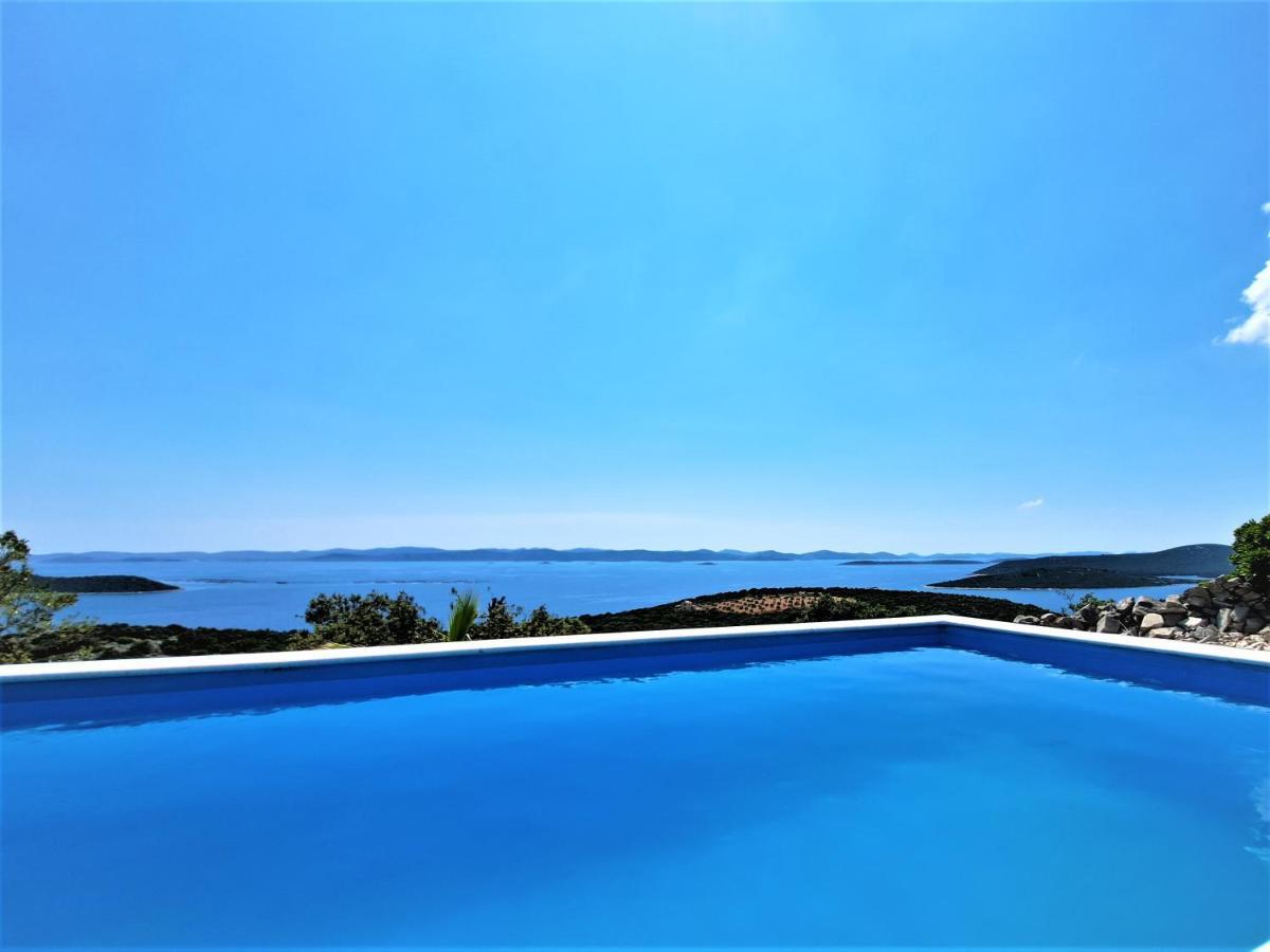 Villa Robinson Tkon Eksteriør bilde